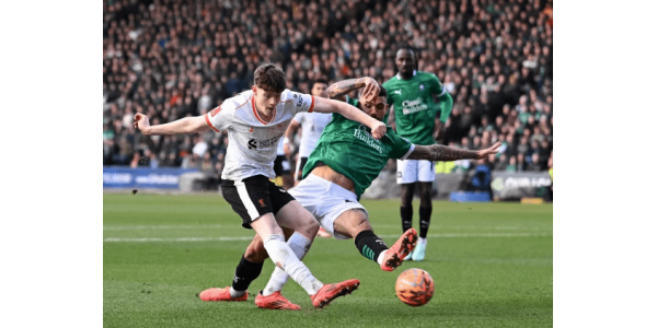 Nečekané vyřazení z FA Cupu, Liverpool míří na Premier League a Ligu mistrů Nečekané vyřazení z FA Cupu, Liverpool míří na Premier League a Ligu mistrů