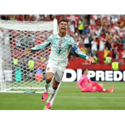 Cristiano Ronaldo pokračuje ve své cestě, Luka Modrić se loučí Cristiano Ronaldo pokračuje ve své cestě, Luka Modrić se loučí