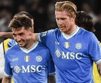 De Bruyne pokračuje ve své vrcholné formě z Anglie do Serie A